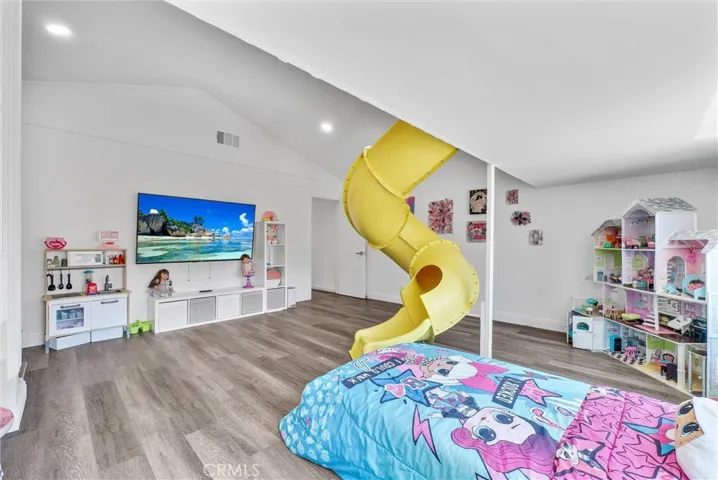 6875 E Swarthmore Drive, Anaheim Hills, California 92807