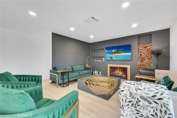 6875 E Swarthmore Drive, Anaheim Hills, California 92807