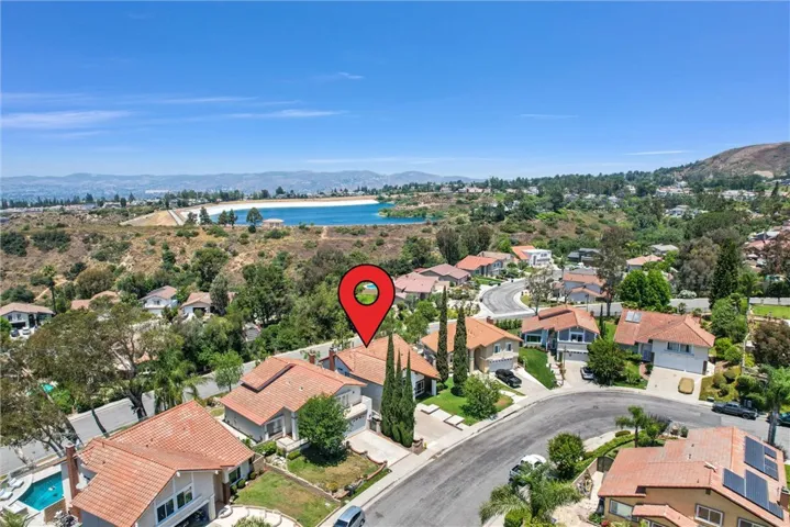 6875 E Swarthmore Drive, Anaheim Hills, California 92807