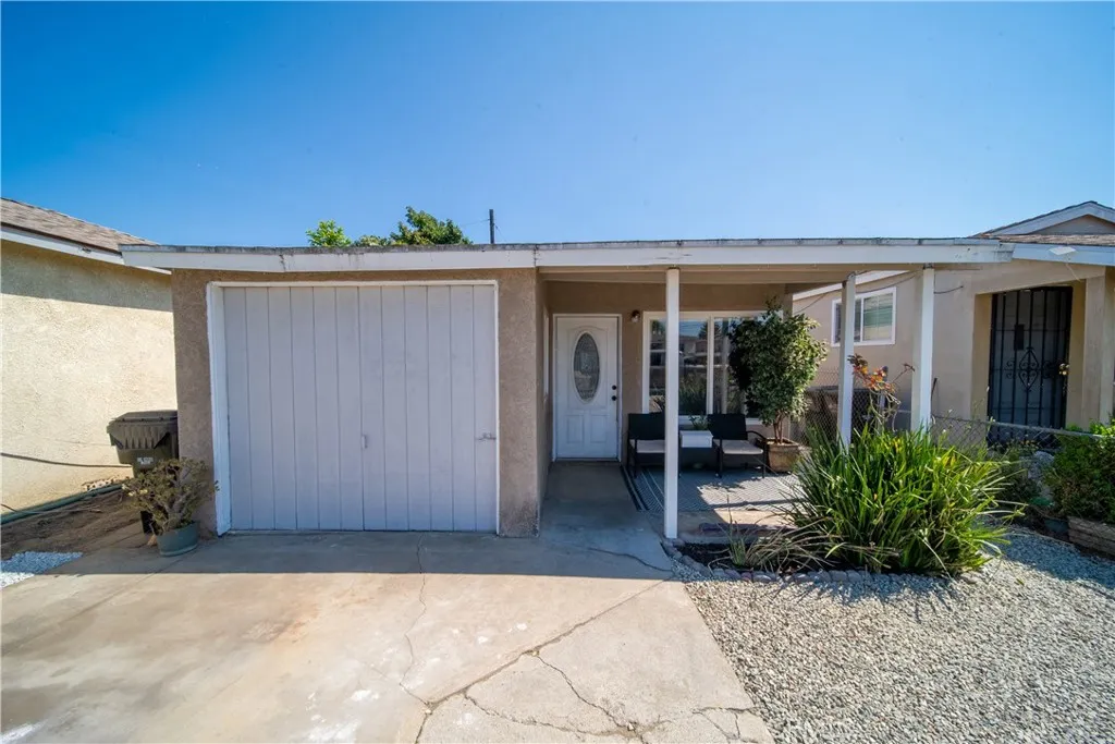 11408 Foster Road, Norwalk, California 90650, 3 Bedrooms Bedrooms, ,1 BathroomBathrooms,Residential,For Sale,Foster,PW25161180