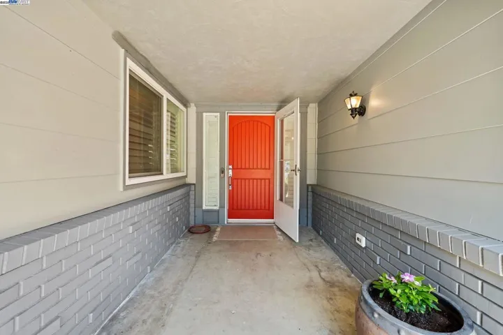 729 S Mills Ave, Lodi, California 95242