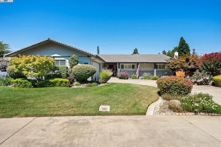 729 S Mills Ave, Lodi, California 95242