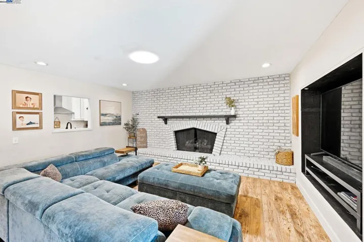 729 S Mills Ave, Lodi, California 95242