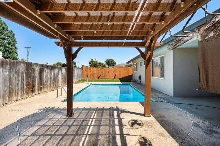 729 S Mills Ave, Lodi, California 95242