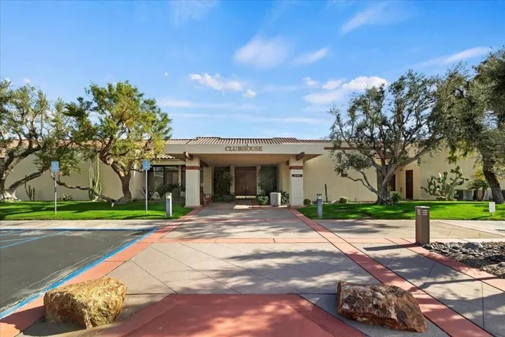 026_Community Clubhouse