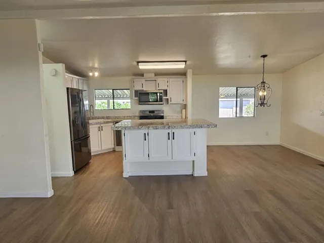 007_Kitchen