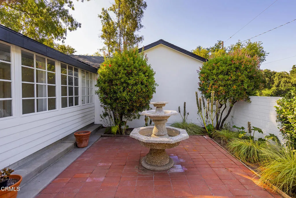 212 Foothill Road, Ojai, California 93023 home-pic-3