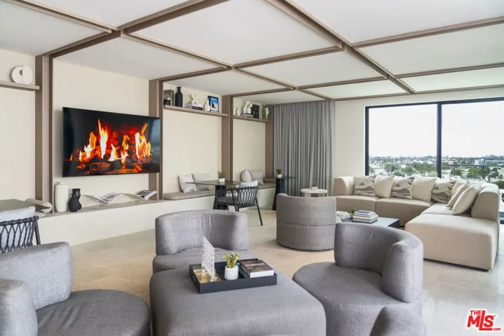 3688 Overland Avenue 722, Los Angeles, California 90034