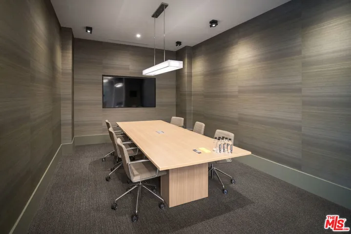 3688 Overland Avenue 722, Los Angeles, California 90034