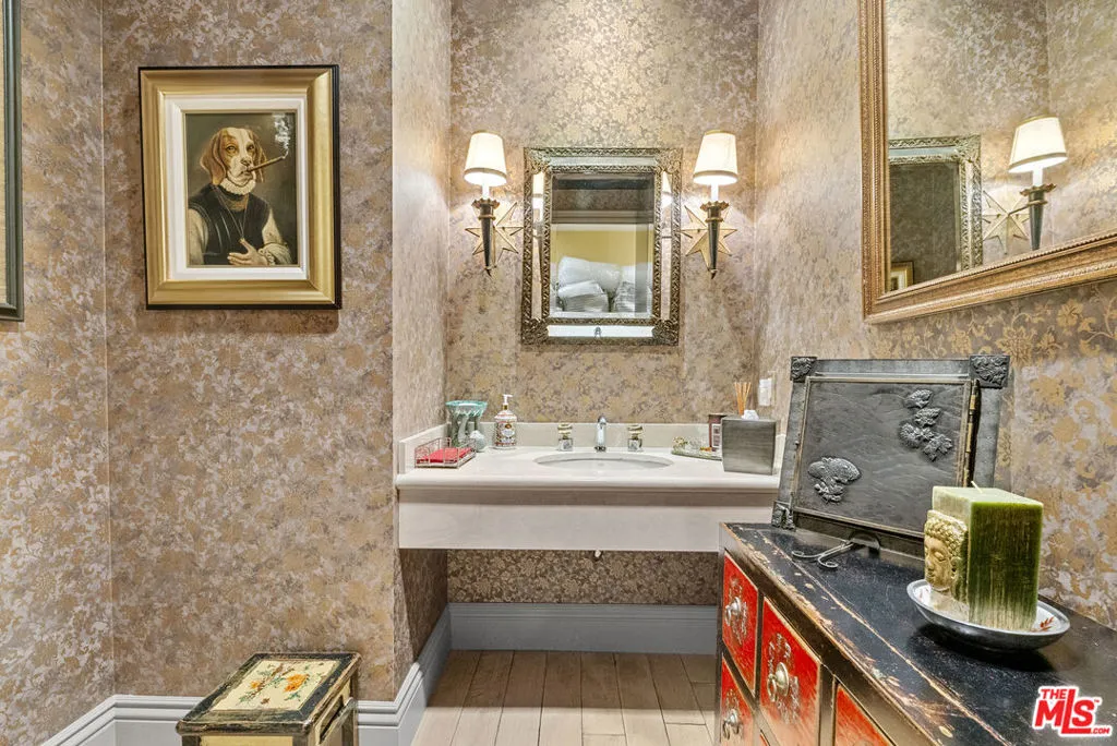 10380 Wilshire Boulevard 1501, Los Angeles, California 90024 home-pic-12