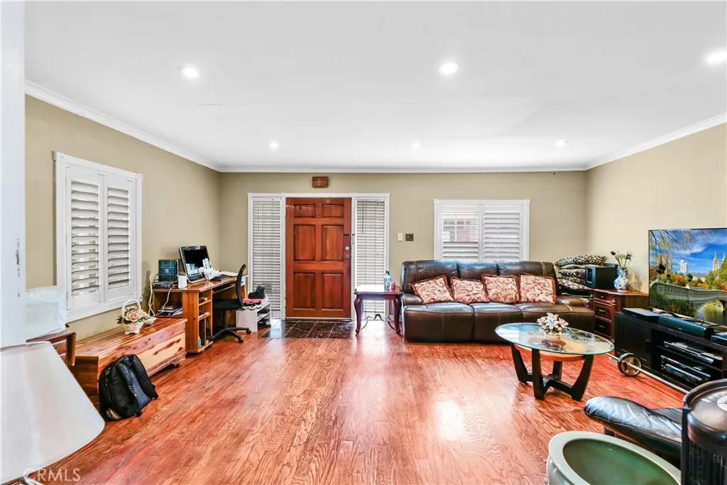 406 N Rampart Boulevard, Los Angeles, California 90026 home-pic-20
