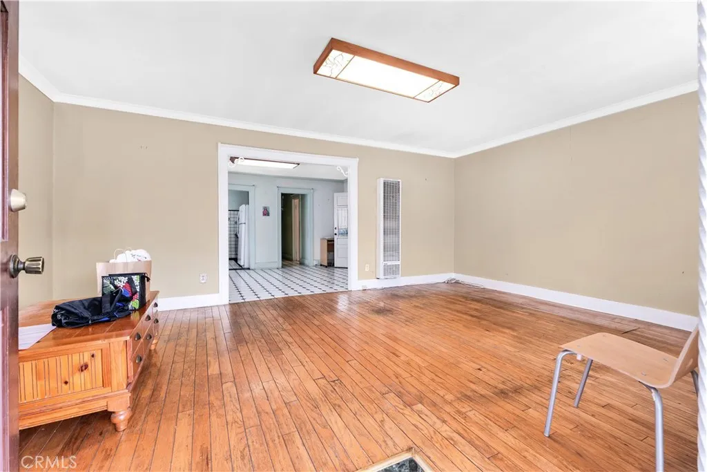 406 N Rampart Boulevard, Los Angeles, California 90026 home-pic-4