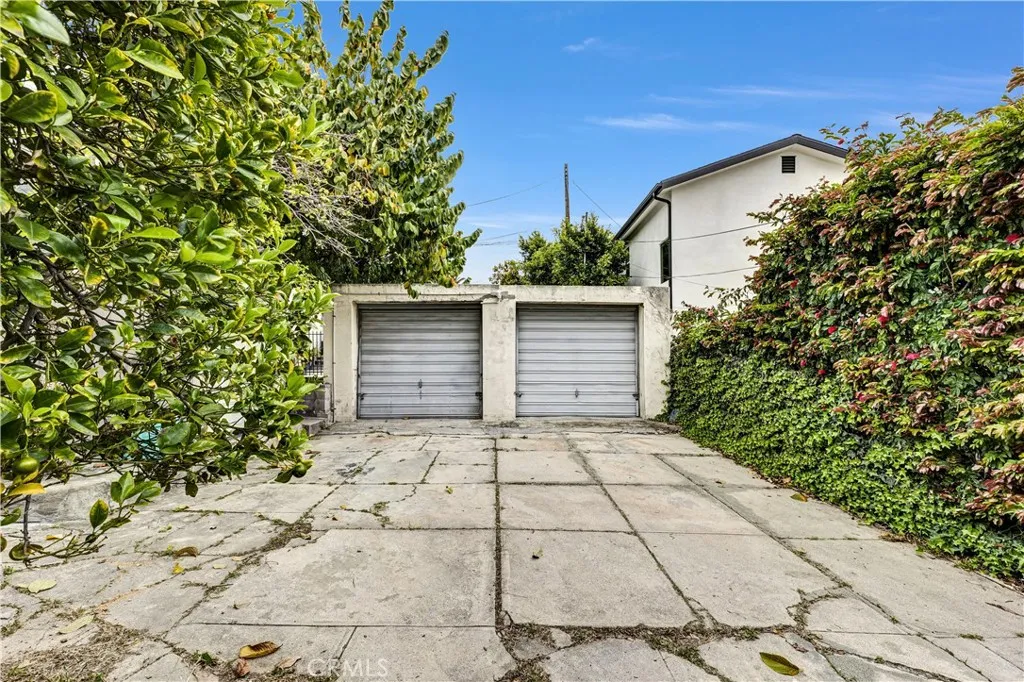 406 N Rampart Boulevard, Los Angeles, California 90026 home-pic-33