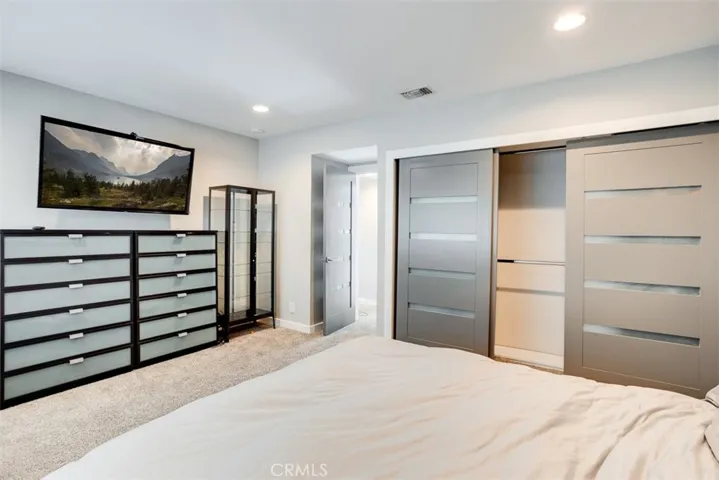10034 La Canada Way, Shadow Hills, California 91040