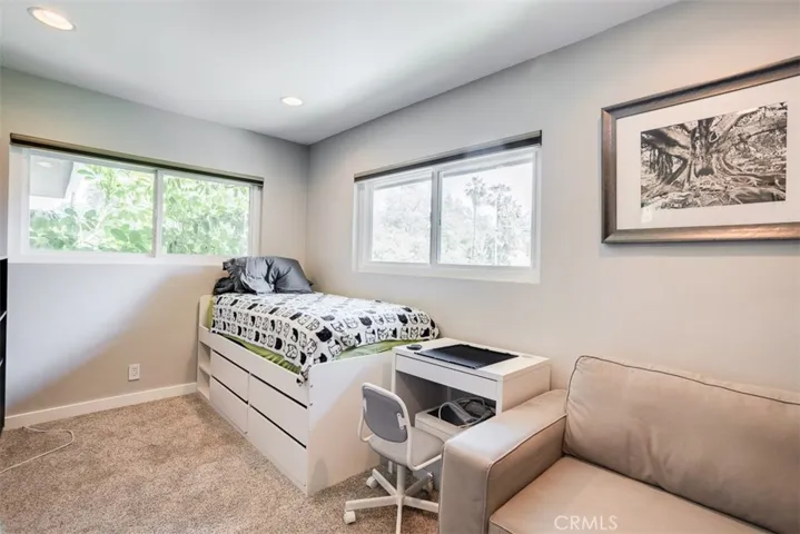 10034 La Canada Way, Shadow Hills, California 91040