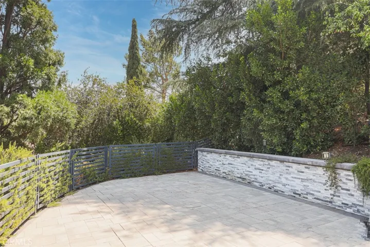 10034 La Canada Way, Shadow Hills, California 91040
