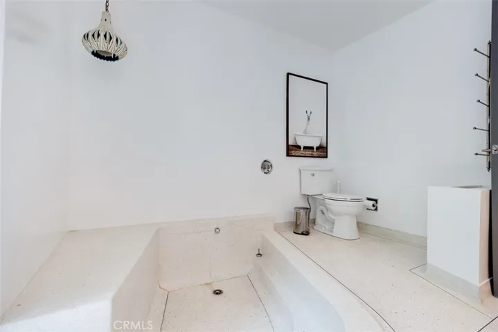 10034 La Canada Way, Shadow Hills, California 91040