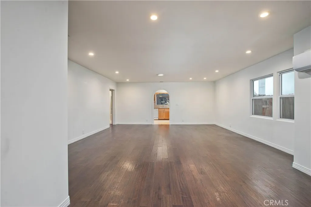 gallery-image 3