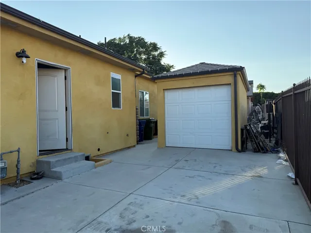 Garage front house.