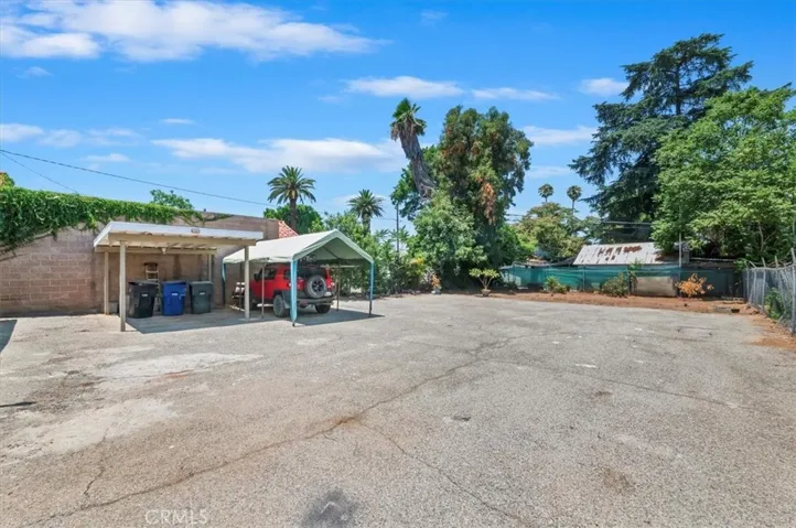 9335 Magnolia Avenue, Riverside, California 92503