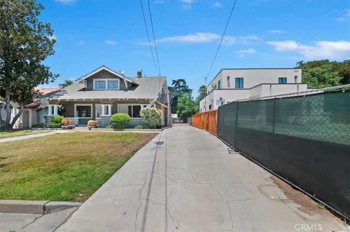 9335 Magnolia Avenue, Riverside, California 92503