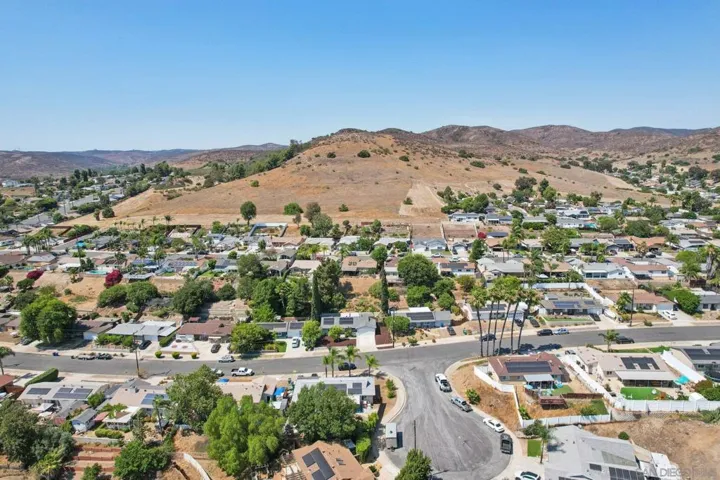 9466 Galston Dr, Santee, California 92071