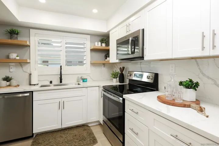 3660 N Vista Campana 15, Oceanside, California 92057