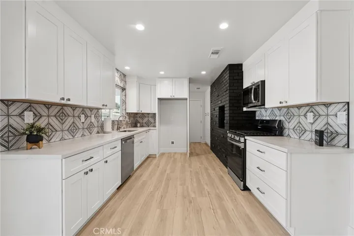 12371 5th Street, Yucaipa, California 92399