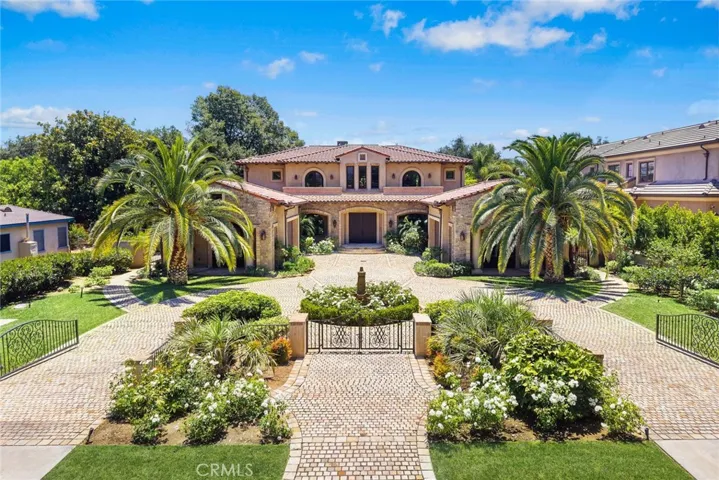 330 W Le Roy Avenue, Arcadia, California 91007, 10 Bedrooms Bedrooms, ,11 BathroomsBathrooms,Residential,For Sale,Le Roy,WS25161661