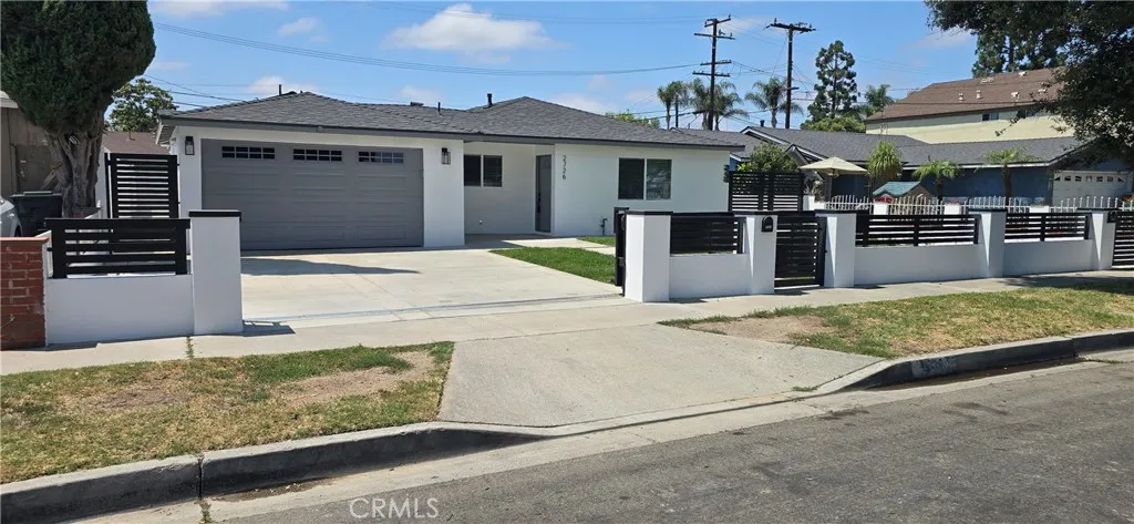 2726 W Pendleton Avenue 1, Santa Ana, California 92704, 4 Bedrooms Bedrooms, ,3 BathroomsBathrooms,Residential Lease,For Rent,Pendleton,OC25161703