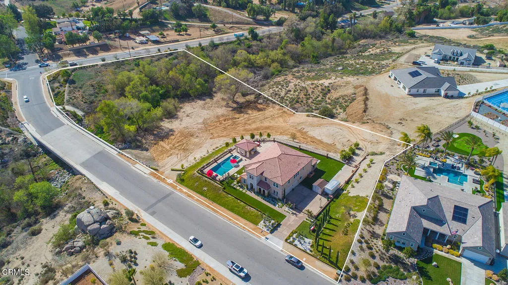 16094 Mariposa Avenue, Riverside, California 92504 home-pic-64