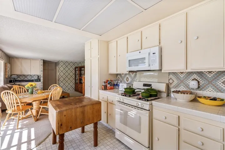 4466 Rainbow Lane, Yorba Linda, California 92886