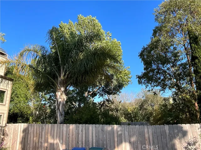 1391 Vista Del Lago, San Luis Obispo, California 93405