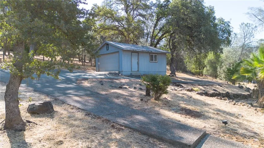 84 Rusty Dusty Road, Oroville, California 95966