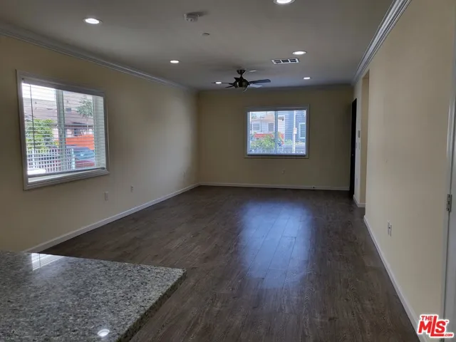 2758 W 12th Street, Los Angeles, California 90006