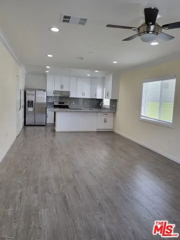 2758 W 12th Street, Los Angeles, California 90006