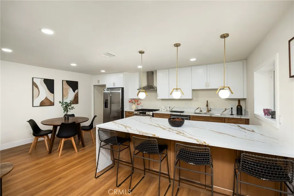 gallery-image 3