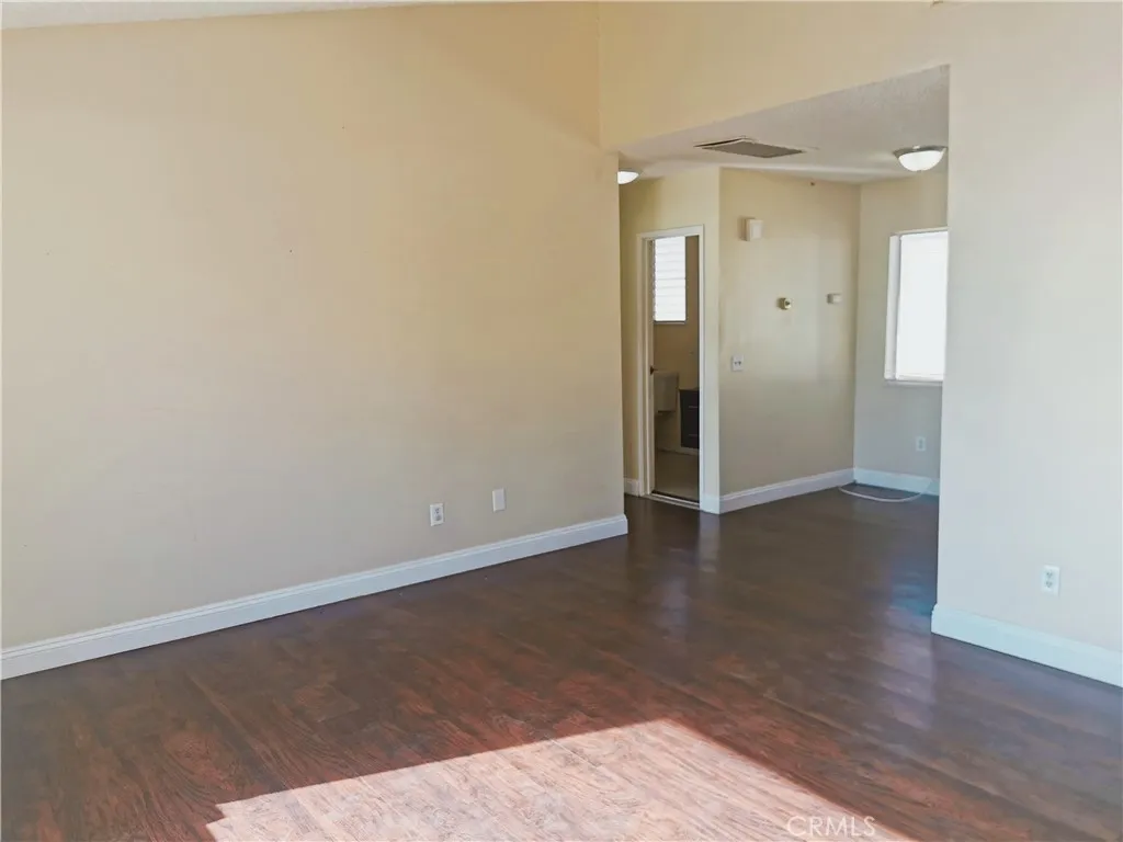 gallery-image 4