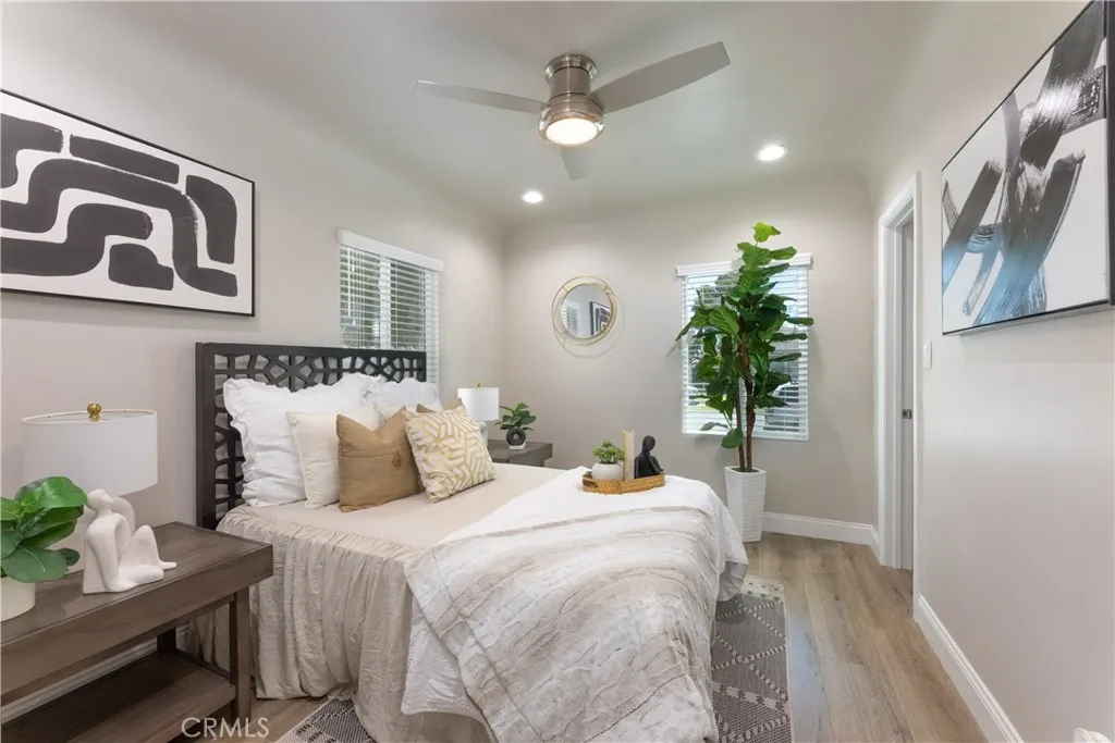 3301 Falcon Avenue, Signal Hill, California 90755 home-pic-23