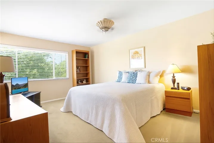 19229 Index Street 1, Porter Ranch, California 91326