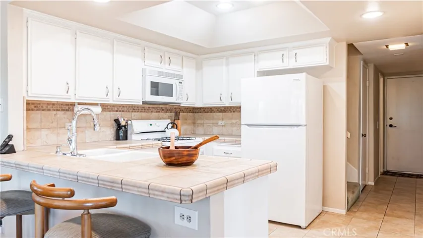 19229 Index Street 1, Porter Ranch, California 91326