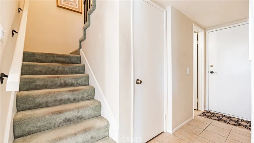 19229 Index Street 1, Porter Ranch, California 91326