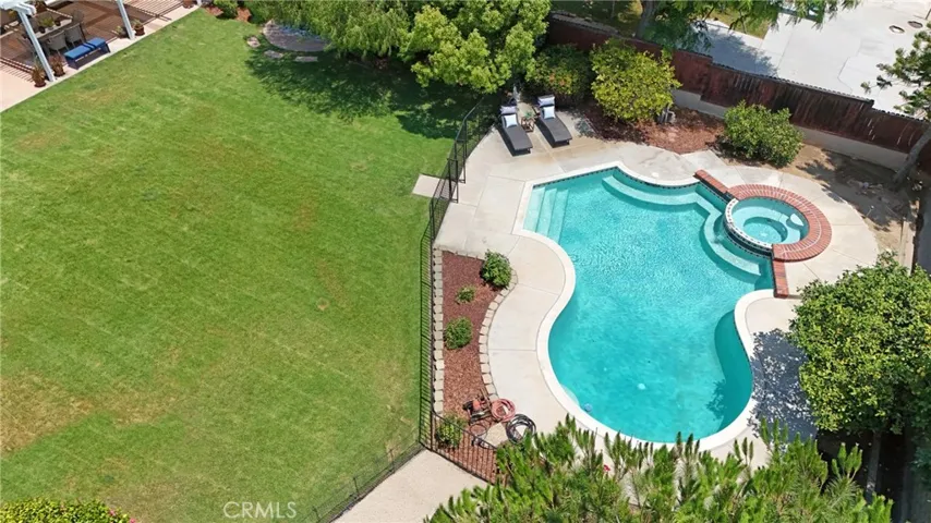 17622 La Entrada Drive, Yorba Linda, California 92886