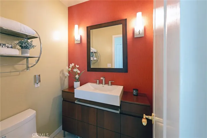 17622 La Entrada Drive, Yorba Linda, California 92886
