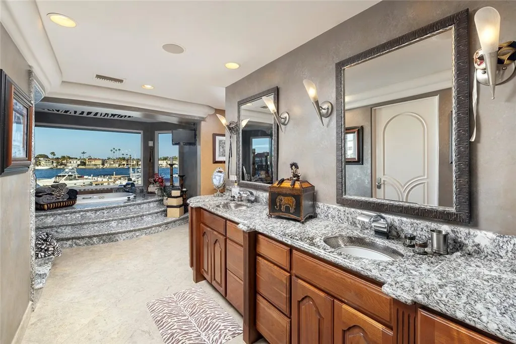 17022 Marinabay Drive, Huntington Beach, California 92649 home-pic-18