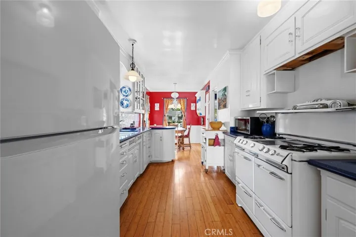 2339 N Valencia Avenue, Santa Ana, California 92706
