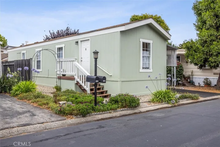 Nestled along the far left of the park, this lot is in a quiet part of the community.