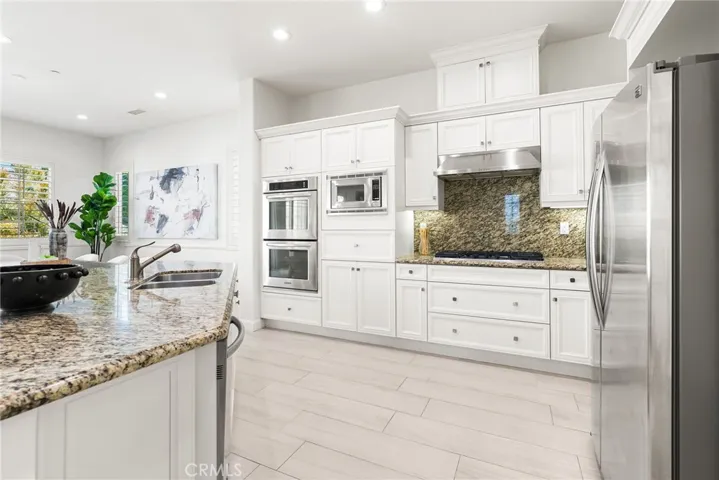 3913 Congressional Court, Yorba Linda, California 92886