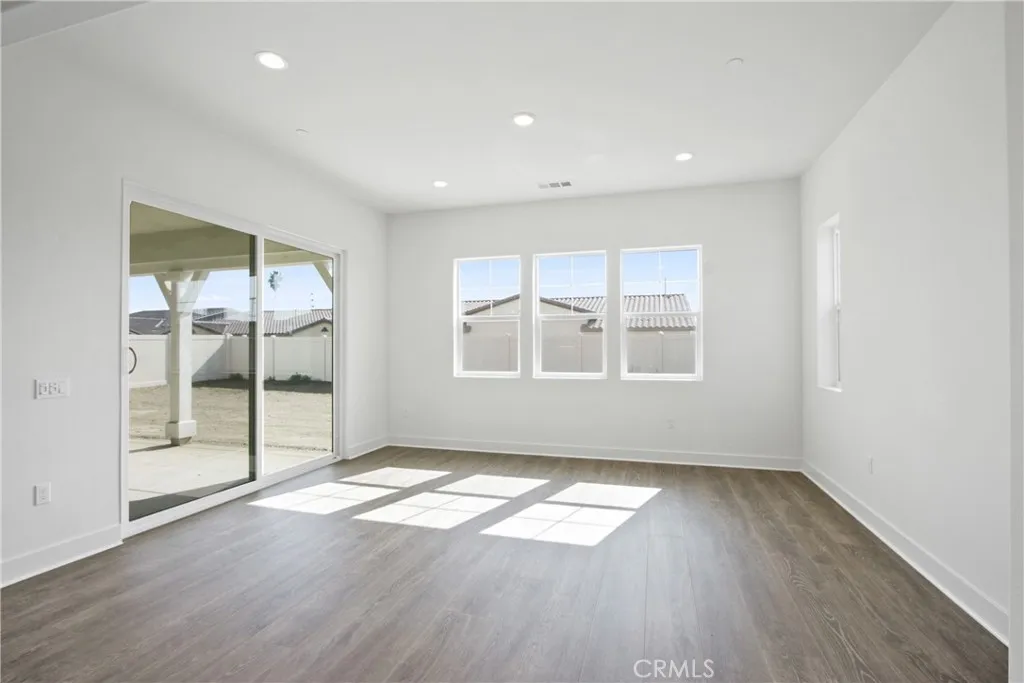 11610 Granville Place, Chino, California 91710 home-pic-6