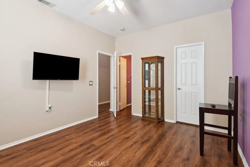 27800 Blaze Lane, Menifee, California 92585 home-pic-10